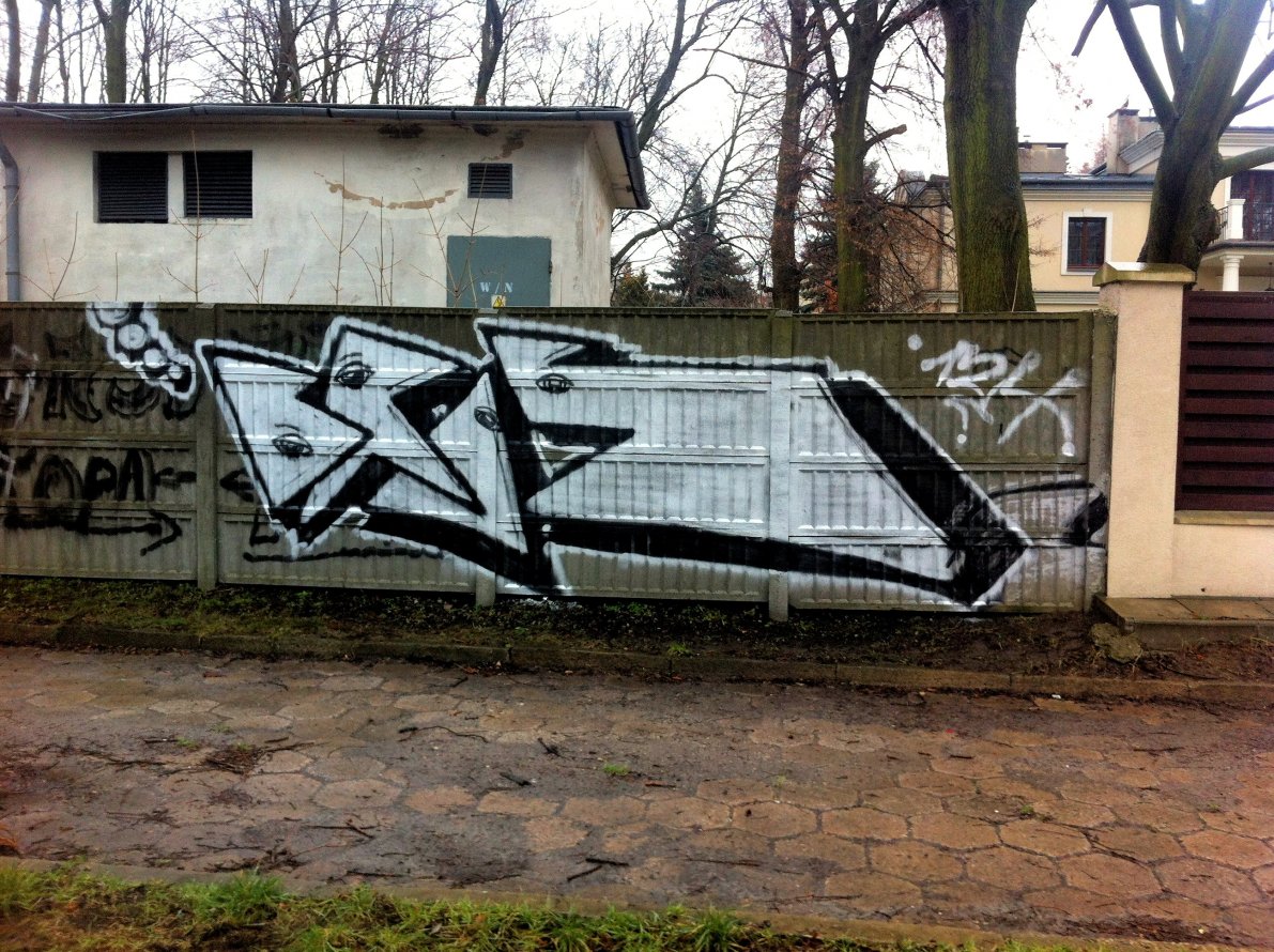 Graffiti Bombing in Kielce - Photo by bris124 - briser, bris124, bris
