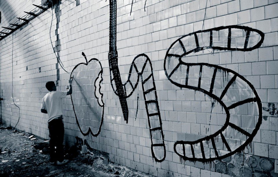 Graffiti Street Art - Photo by bsnk_c45 - c45, meat