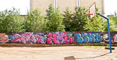 Graffiti Wall - Photo by bsnk_c45 - c45, hml, bender