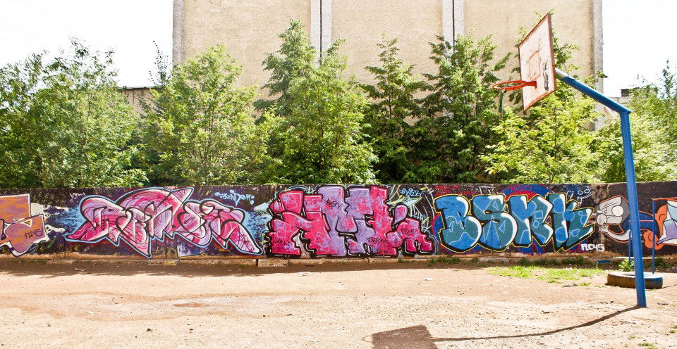 Graffiti Wall - Photo by bsnk_c45 - c45, hml, bender