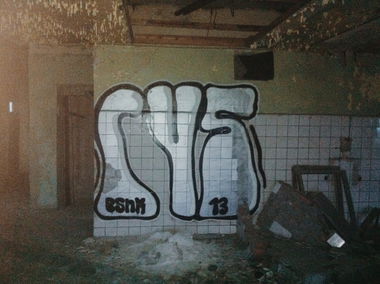 Graffiti Bombing - Photo by bsnk_c45 - c45, bsnk