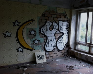 Graffiti Bombing - Photo by bsnk_c45 - c45, bsnk