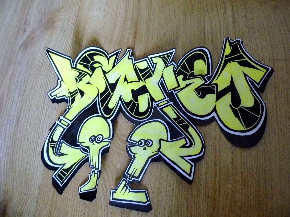 Graffiti Artwork - Photo by bucket1 - bucket1 (2014)