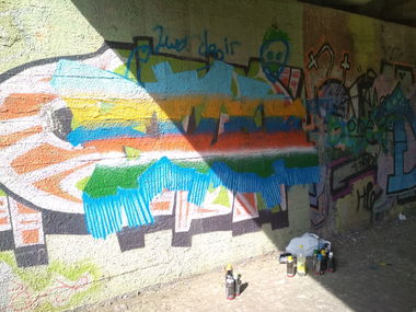 Graffiti Wall - Photo by bucket1