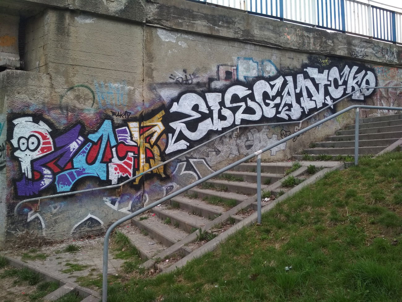 Graffiti Wall - Photo by bucket1 - Buk17elegancko (2018)