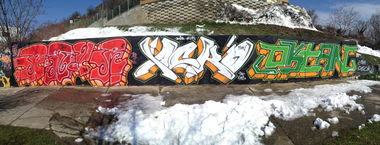 Graffiti Wall in Magyar - Photo by bug