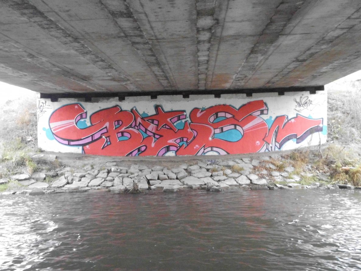 Graffiti Wall - Photo by byskok - bis
