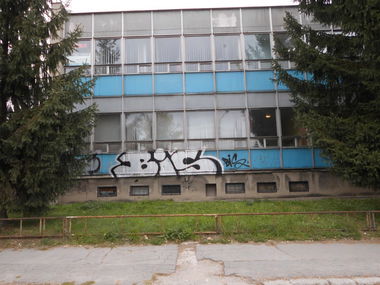 Graffiti Bombing in Bitarová - Photo by byskok - bis