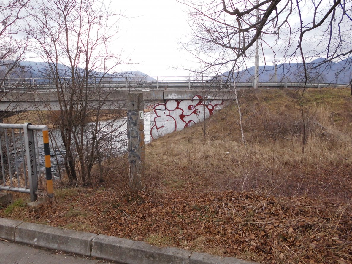 Graffiti Bombing - Photo by byskok - bis