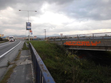 Graffiti Bombing - Photo by byskok