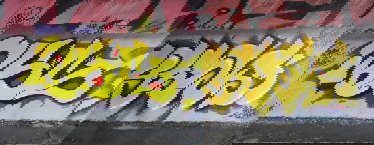 Graffiti Wall - Photo by byskok