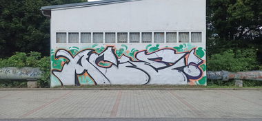 Graffiti Bombing - Photo by byskok