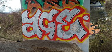 Graffiti Bombing - Photo by byskok