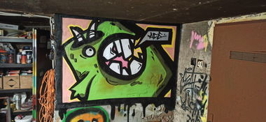 Graffiti Wall - Photo by byskok