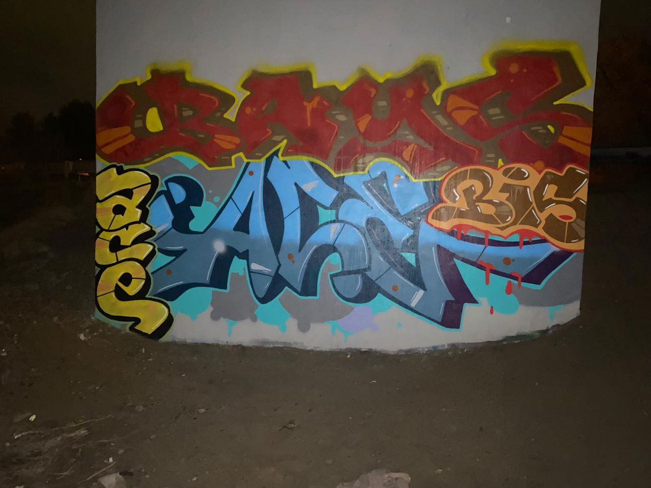 Graffiti Wall - Photo by byskok