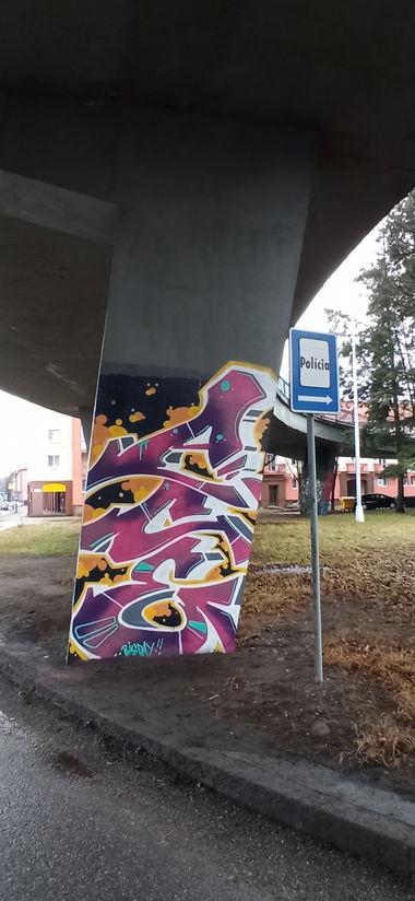 Graffiti Wall - Photo by byskok