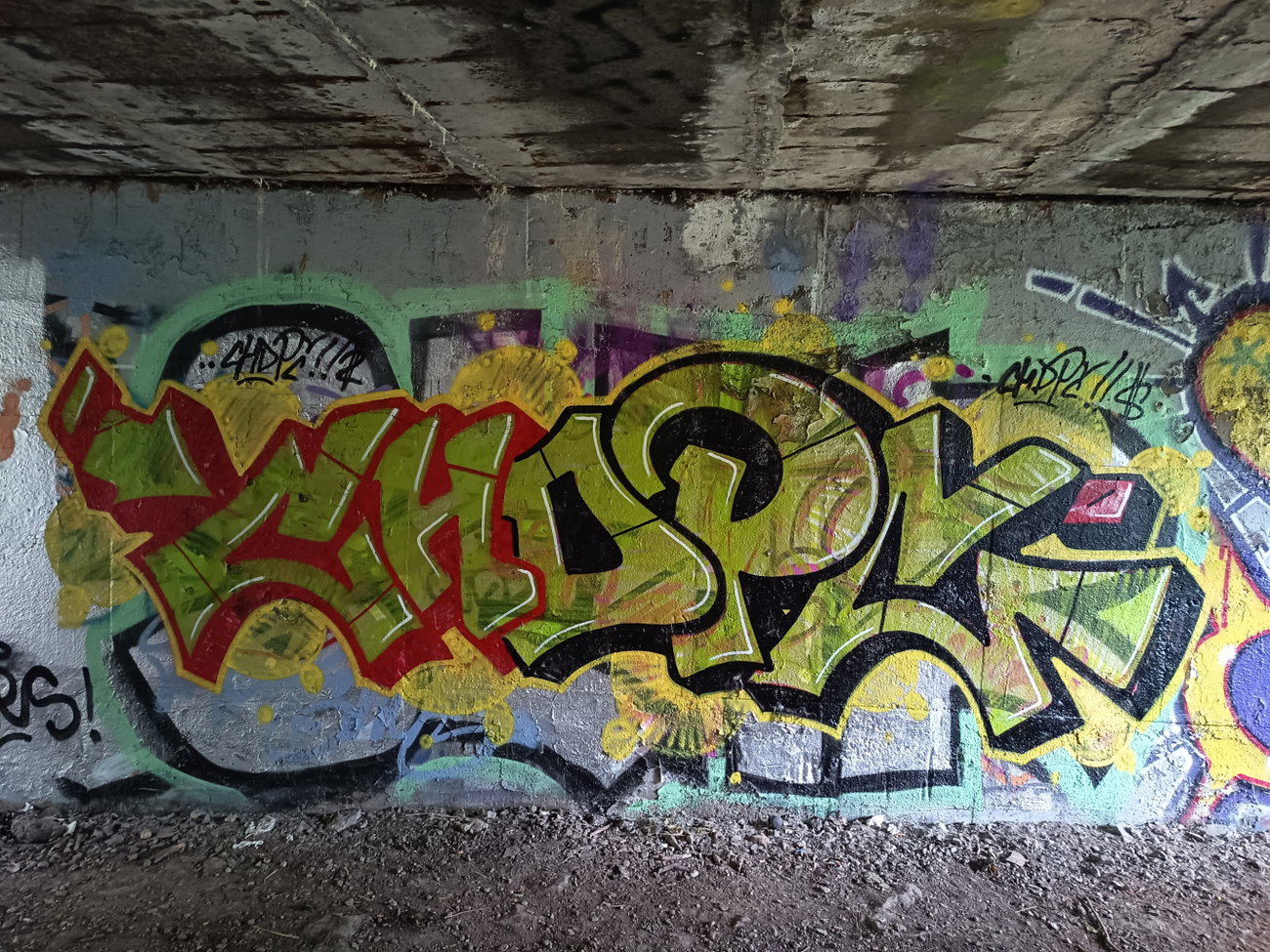 Graffiti Bombing - Photo by byskok