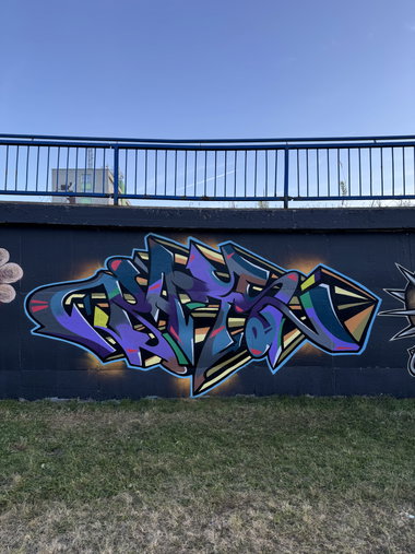 Graffiti Wall - Photo by byskok