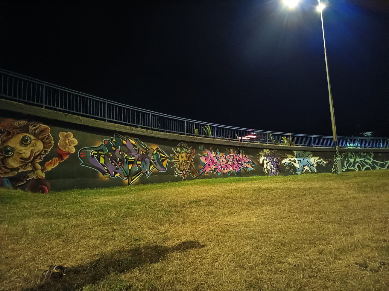 Graffiti Wall - Photo by byskok