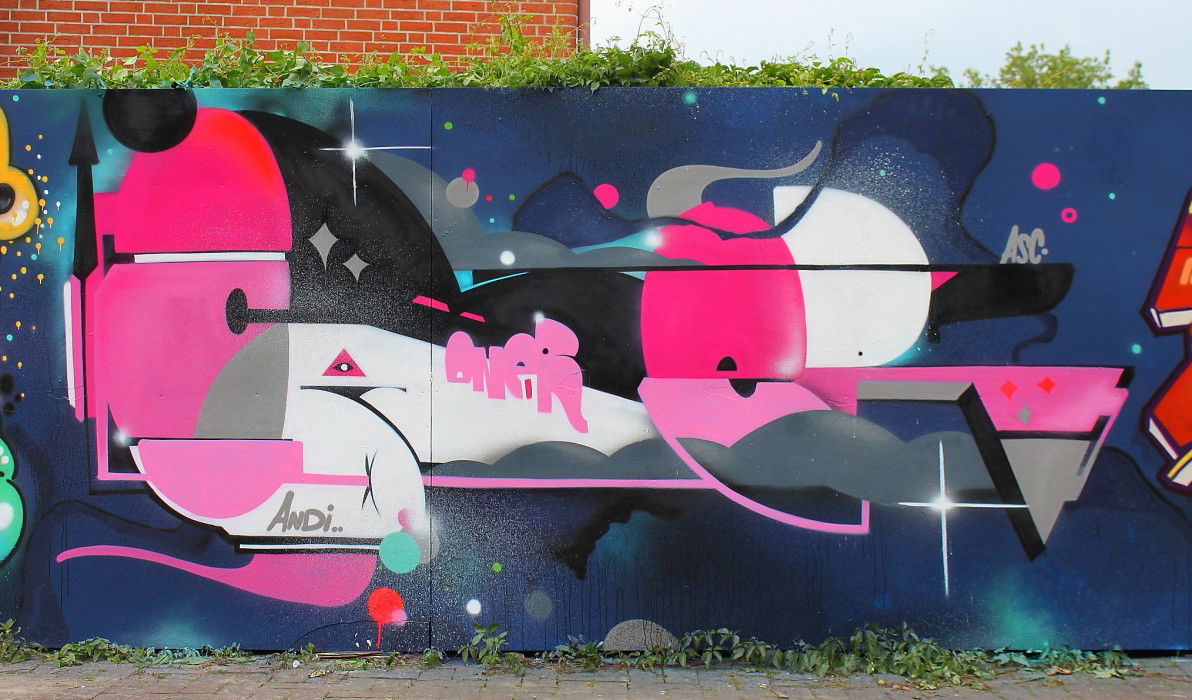 Graffiti Wall in bremen - Photo by caberone - caberone