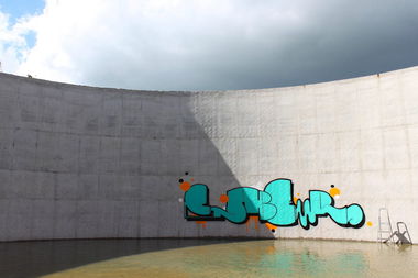 Graffiti Wall - Photo by caberone