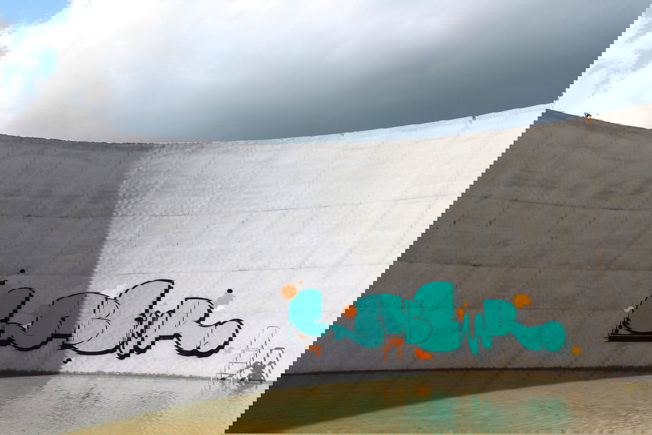 Graffiti Wall - Photo by caberone