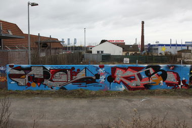 Graffiti Wall - Photo by caberone - caber, &, kosi (2013)