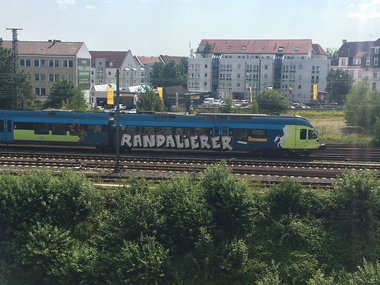 Graffiti Train - Photo by canman - randalierer