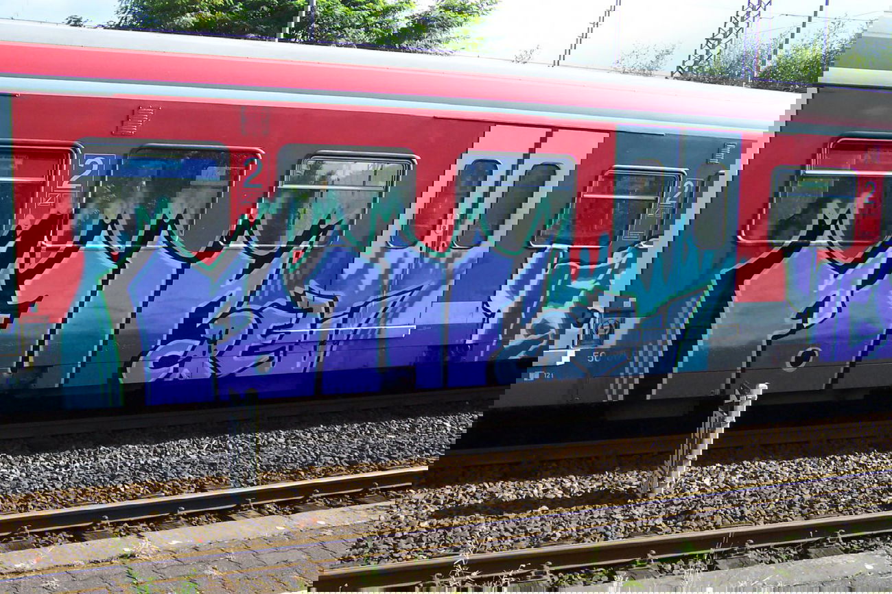 Graffiti Train - Photo by caput79 - four, sbahn, jesm
