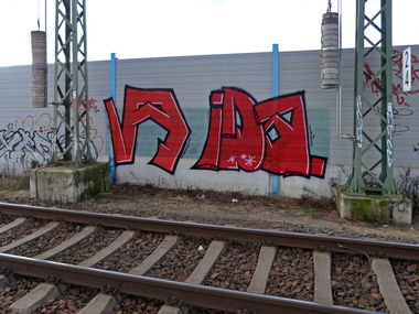 Graffiti Bombing in Halle - Photo by caramba - aida, halle, germany