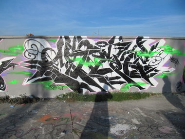 Graffiti Wall - Photo by caskfuckinone - casker, caske, cask (2014)