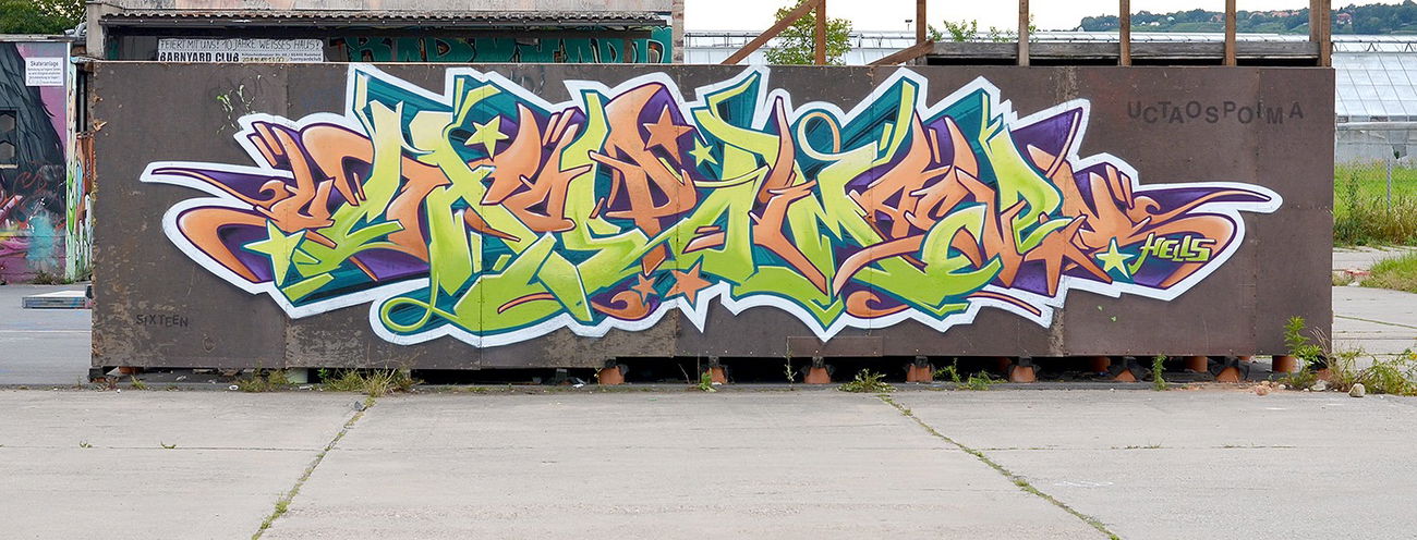 Graffiti in Radebeul - Photo by casom - @utopia.7hells, @casom, @sevenhells (2016)