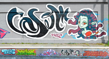 Graffiti Wall in München - Photo by casom - Casom, Medusa, seven.hells (2016)