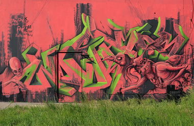 Graffiti Wall in Radebeul - Photo by casom - casom, sevenhells, 7hells (2018)