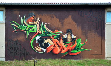 Graffiti in Radebeul - Photo by casom - casom, utopia, 7hells (2012)