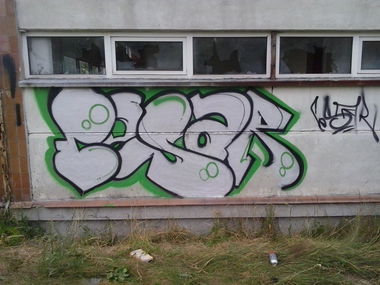 Graffiti Wall - Photo by cesais