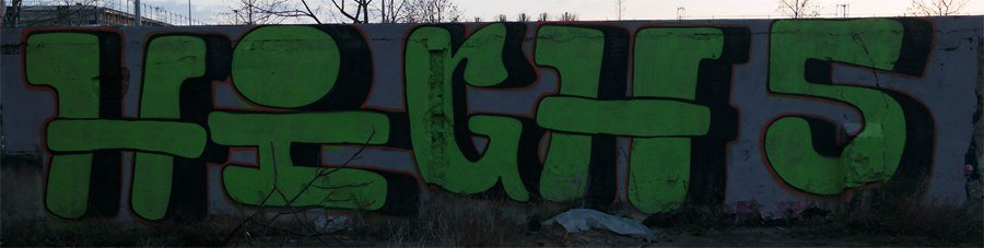Graffiti Bombing - Photo by cesar - snc (2015)