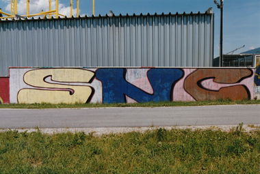 Graffiti Bombing in innsbruck - Photo by cesar - snc (2002)