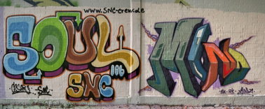 Graffiti Wall - Photo by cesar - cesar, mind21, snc (2012)