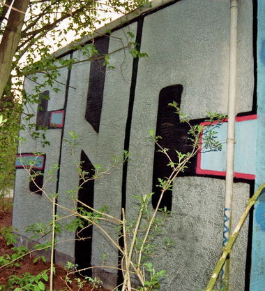 Graffiti Bombing - Photo by cesar - snc