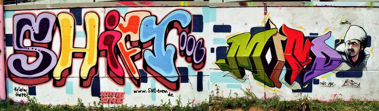 Graffiti Wall - Photo by cesar - cesar, mind21, snc