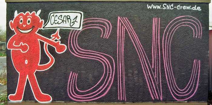 Graffiti Wall - Photo by cesar - cesar, snc (2013)