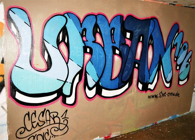 Graffiti Wall - Photo by cesar - cesar, snc (2014)