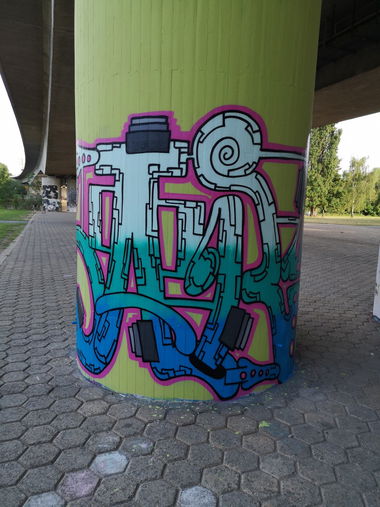 Graffiti Wall in Flörsheim - Photo by cesar - cesar, cesarone, snc (2018)