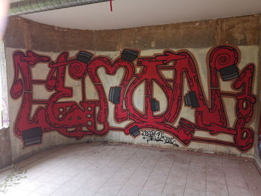 Graffiti Wall - Photo by cesar - cesar, cesartone, snc (2018)
