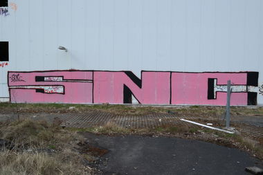 Graffiti Bombing - Photo by cesar - snc (2015)