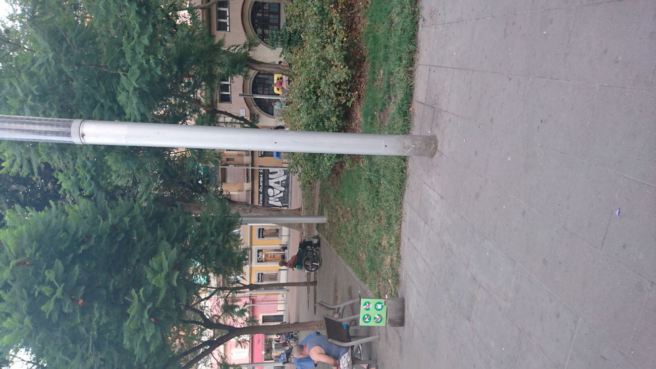 Graffiti Wall in Barcelona - Photo by cheesy - Miau