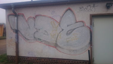 Graffiti Bombing in Dresden - Photo by cheesy - vde