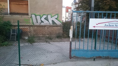 Graffiti Wall in Dresden - Photo by cheesy - Usk