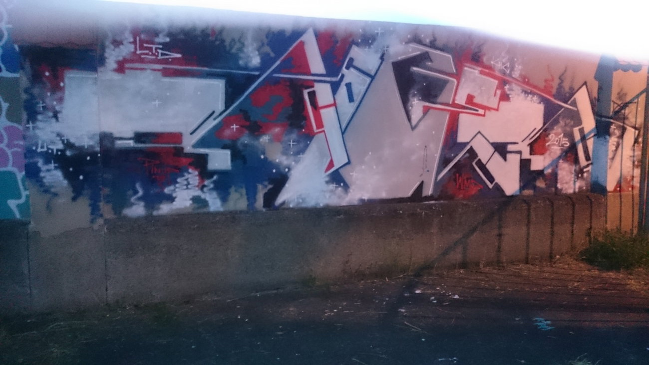 Graffiti Wall in Dresden - Photo by cheesy - roger